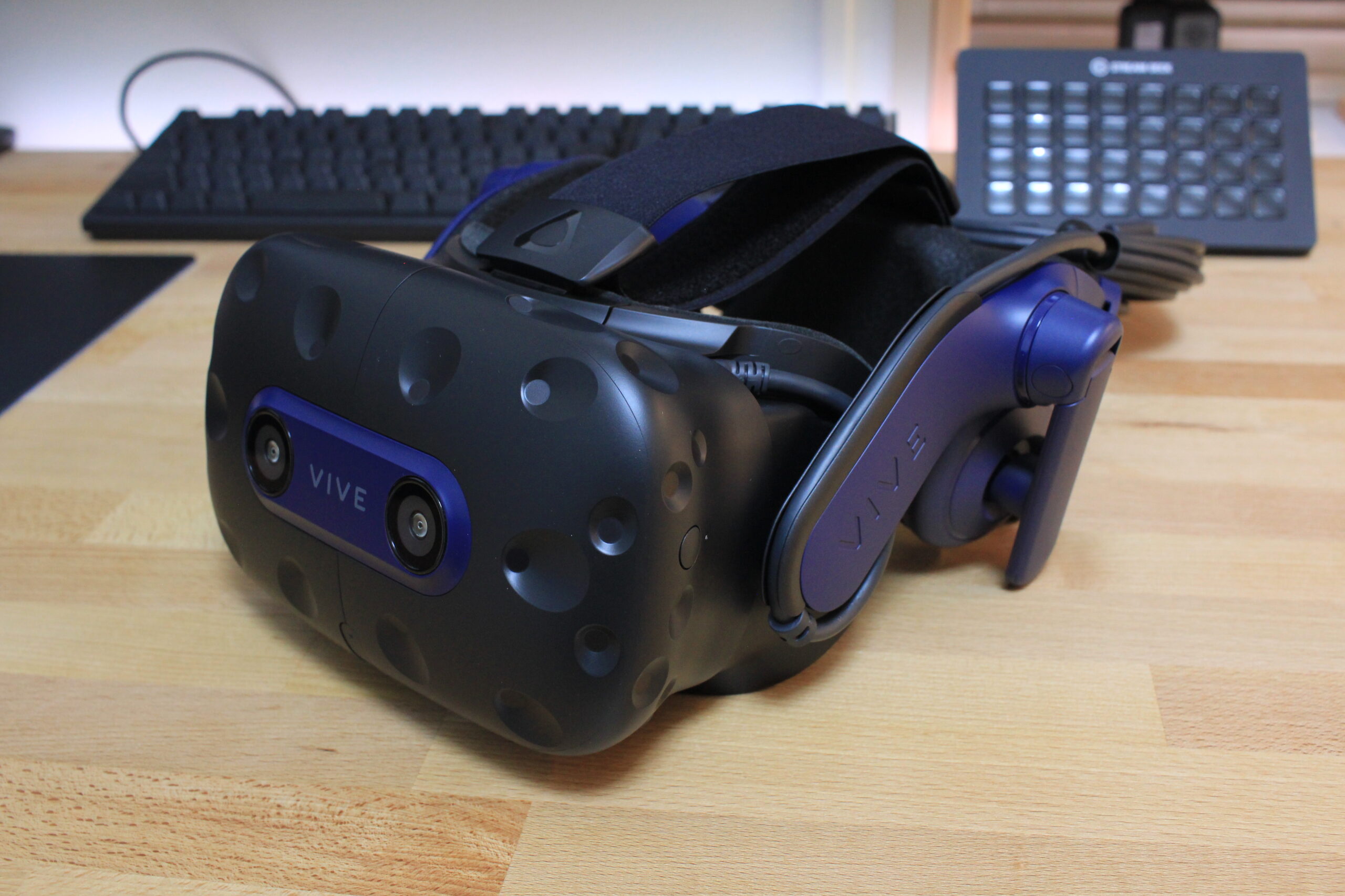 HTCの最新VR「VIVE Pro 2」を仕事で2週間使ってみた。【VIVE Pro 2の 